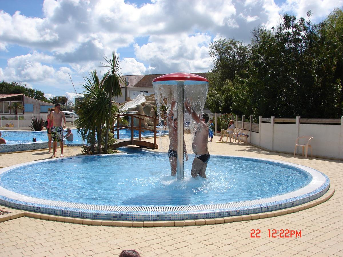 Camping Phare Ouest Saint-Denis-dʼOléron Dış mekan fotoğraf